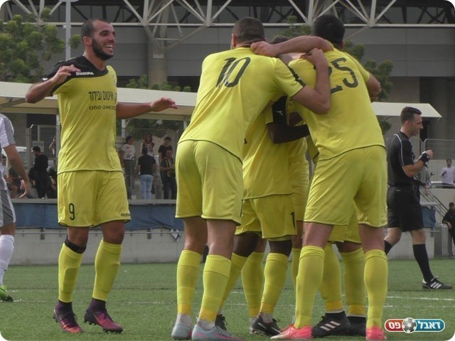 דור מלכה ובית"ר כפר סבא חוגגים עוד ניצחון